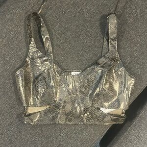 NWT ZARA CROP TOP